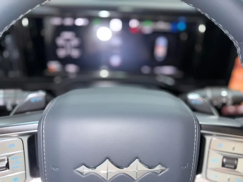 Fangchengbao Leopard 5 2025 Cloud Cage Laser Dry Kun Smart Driving Edition exterior photo 8 Fangchengbao Leopard 5 2025 Cloud Cage Laser Dry Kun Smart Driving Edition exterior photo 8