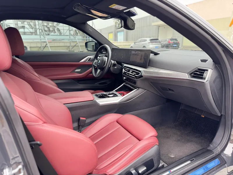 BMW 4 Series 2023 430i M Traje nocturno deportivo Yao interior foto 8 BMW 4 Series 2023 430i M Traje nocturno deportivo Yao interior foto 8