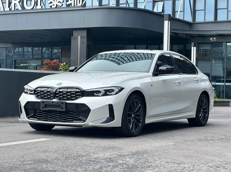 BMW 3 Series 2023 325i M Sports Night Suit exterior photo 1 BMW 3 Series 2023 325i M Sports Night Suit exterior photo 1