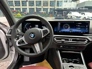 BMW 3 Series 2023 325i M Sports Night Suit interior photo 13 BMW 3 Series 2023 325i M Sports Night Suit interior photo 13