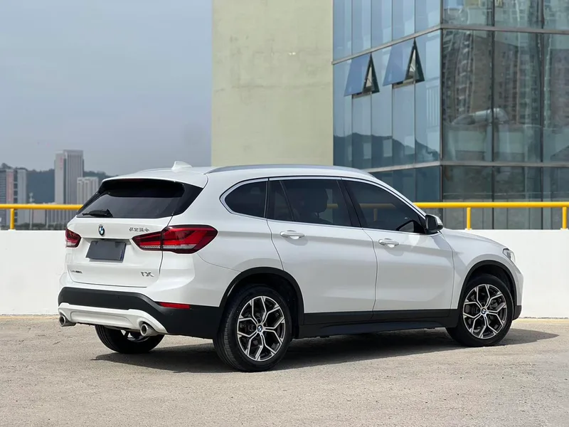 BMW X1 2022 sDrive25Li Leading Type exterior photo 4 BMW X1 2022 sDrive25Li Leading Type exterior photo 4