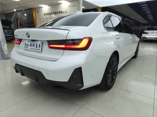 BMW 3 Series 2023 325Li M Traje nocturno deportivo Yao interior foto 11