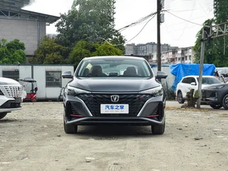 Changan Eado 2025 PLUS 1.4T Двойное сцепления Высокоэнергетические издания экстерьер фото 2 Changan Eado 2025 PLUS 1.4T Двойное сцепления Высокоэнергетические издания экстерьер фото 2