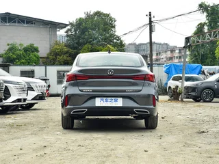 Changan Eado 2025 PLUS 1.4T Двойное сцепления Высокоэнергетические издания экстерьер фото 6 Changan Eado 2025 PLUS 1.4T Двойное сцепления Высокоэнергетические издания экстерьер фото 6