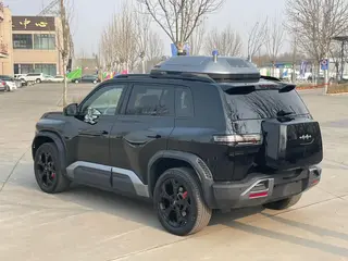 Fangchengbao Titanium 3 2025 501KM Four-wheel drive drone version interior photo 9