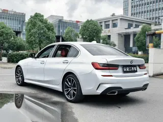 BMW 3 Series 2022 325Li M Sports suit exterior photo 6 BMW 3 Series 2022 325Li M Sports suit exterior photo 6