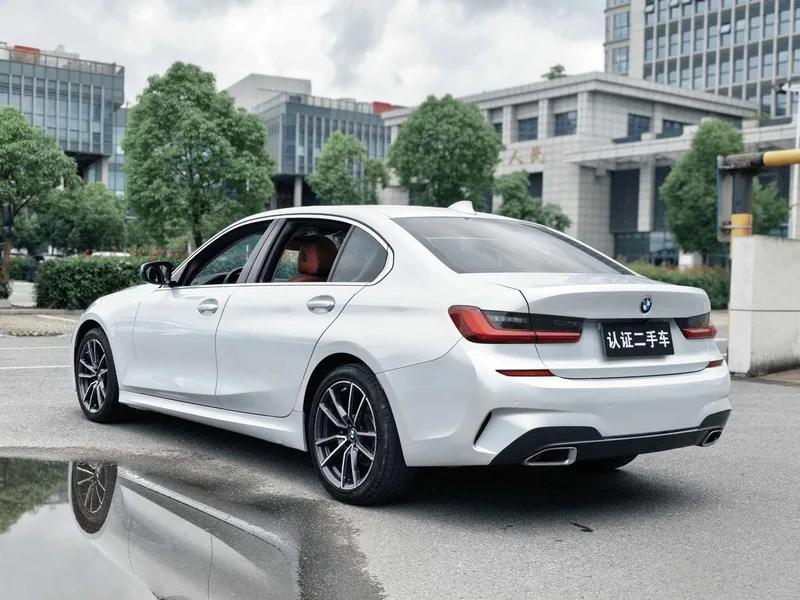 BMW 3 Series 2022 325Li M Sports suit exterior photo 6 BMW 3 Series 2022 325Li M Sports suit exterior photo 6