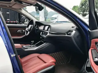BMW 3 Series 2022 325Li M Sports suit interior photo 12 BMW 3 Series 2022 325Li M Sports suit interior photo 12