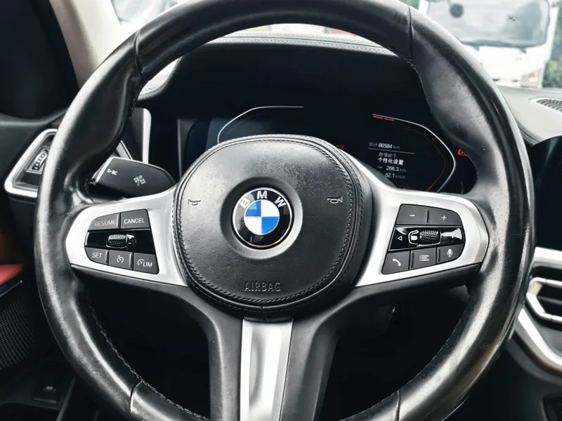 BMW 3 Series 2022 325Li M Sports suit interior photo 15 BMW 3 Series 2022 325Li M Sports suit interior photo 15