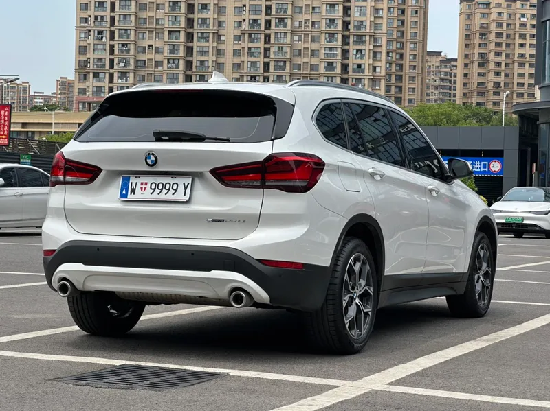 BMW X1 2022 sDrive25Li Líder exterior foto 7 BMW X1 2022 sDrive25Li Líder exterior foto 7