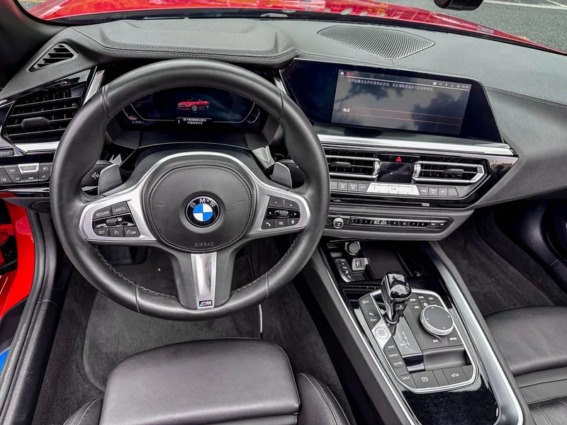 BMW Z4 2022 sDrive 25i M Sports suit interior photo 10 BMW Z4 2022 sDrive 25i M Sports suit interior photo 10