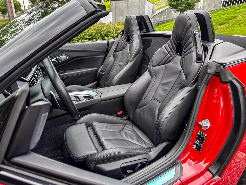 BMW Z4 2022 sDrive 25i M Sports suit interior photo 14 BMW Z4 2022 sDrive 25i M Sports suit interior photo 14
