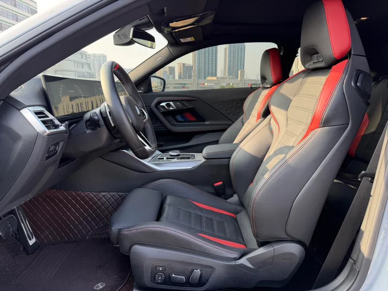 BMW 2 Series 2024 M240i Coupé extérieur photo 8 BMW 2 Series 2024 M240i Coupé extérieur photo 8