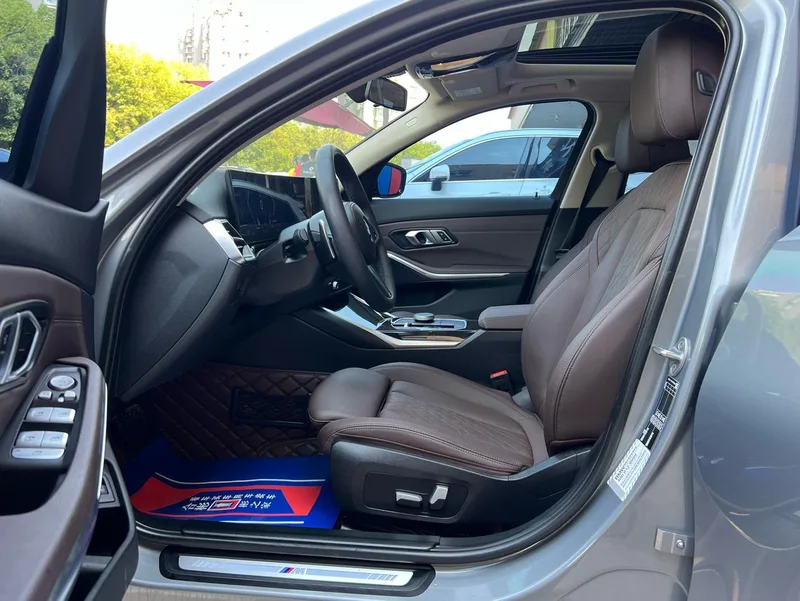 BMW 3 Series 2023 325Li M Sports suit exterior photo 3 BMW 3 Series 2023 325Li M Sports suit exterior photo 3