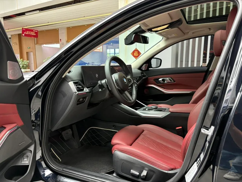 BMW 3 Series 2023 325Li M Sports Night Suit exterior photo 4