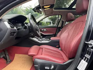 BMW 3 Series 2022 Restyling 325Li M Sports Night Suit interior photo 13 BMW 3 Series 2022 Restyling 325Li M Sports Night Suit interior photo 13
