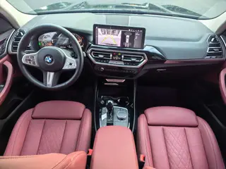 BMW X3 2022 Mise à jour xDrive25i M Ensemble de sport intérieur photo 12 BMW X3 2022 Mise à jour xDrive25i M Ensemble de sport intérieur photo 12