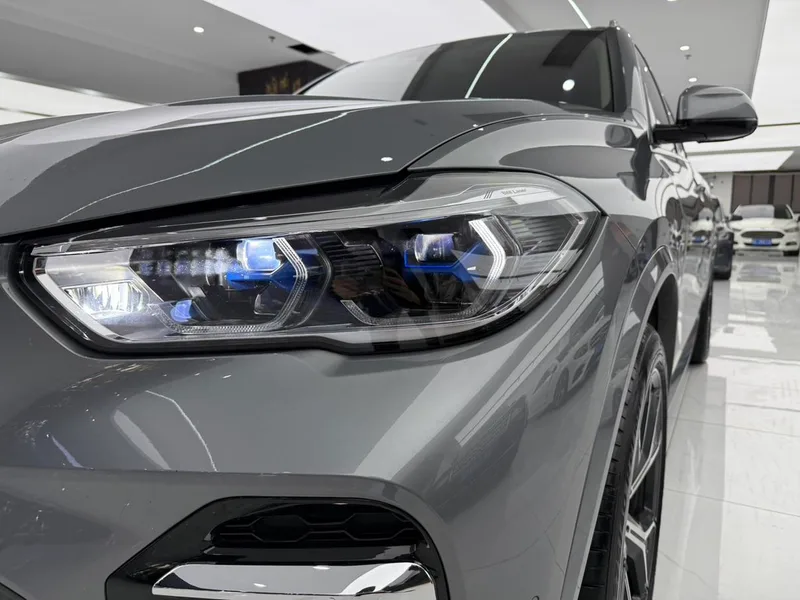 BMW X5 2022 Reforma xDrive 30Li Tipo de lujo M Conjunto deportivo interior foto 15 BMW X5 2022 Reforma xDrive 30Li Tipo de lujo M Conjunto deportivo interior foto 15
