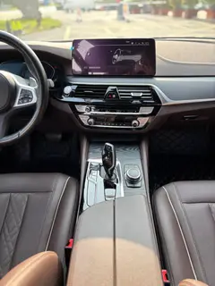 BMW 5 Series 2022 Restyling 530Li Leading Type M Sports suit exterior photo 8 BMW 5 Series 2022 Restyling 530Li Leading Type M Sports suit exterior photo 8
