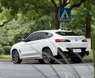 BMW X4 2022 xDrive 25i M Conjunto deportivo exterior foto 6 BMW X4 2022 xDrive 25i M Conjunto deportivo exterior foto 6
