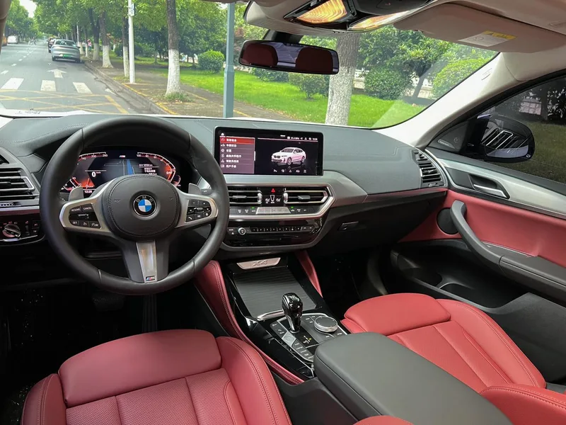 BMW X4 2022 xDrive 25i M Conjunto deportivo interior foto 16 BMW X4 2022 xDrive 25i M Conjunto deportivo interior foto 16