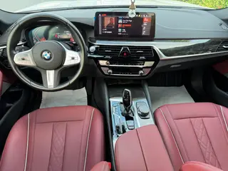 BMW 5 Series 2022 Segundo cambio 525Li M Conjunto deportivo exterior foto 5
