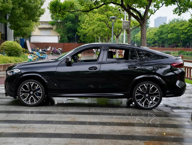 BMW X6 M 2021 X6 M экстерьер фото 3 BMW X6 M 2021 X6 M экстерьер фото 3