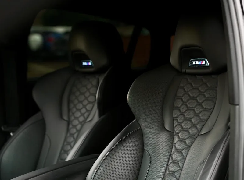 BMW X6 M 2021 X6 M интерьер фото 9 BMW X6 M 2021 X6 M интерьер фото 9