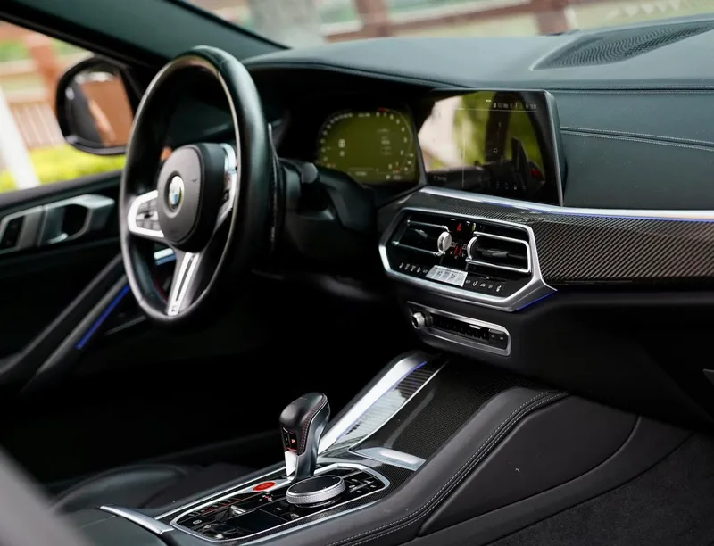 BMW X6 M 2021 X6 M интерьер фото 10 BMW X6 M 2021 X6 M интерьер фото 10