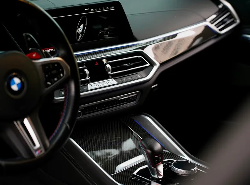BMW X6 M 2021 X6 M интерьер фото 14 BMW X6 M 2021 X6 M интерьер фото 14