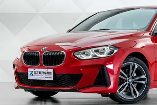 BMW 1 Series 2021 Mise à jour 120i M Version sportive extérieur photo 2 BMW 1 Series 2021 Mise à jour 120i M Version sportive extérieur photo 2