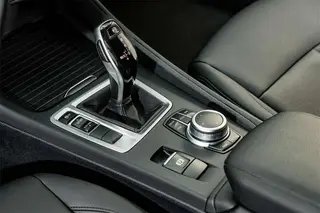 BMW 1 Series 2021 Mise à jour 120i M Version sportive extérieur photo 10 BMW 1 Series 2021 Mise à jour 120i M Version sportive extérieur photo 10