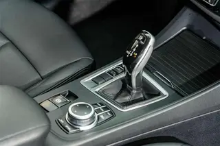 BMW 1 Series 2021 Mise à jour 120i M Version sportive intérieur photo 17 BMW 1 Series 2021 Mise à jour 120i M Version sportive intérieur photo 17