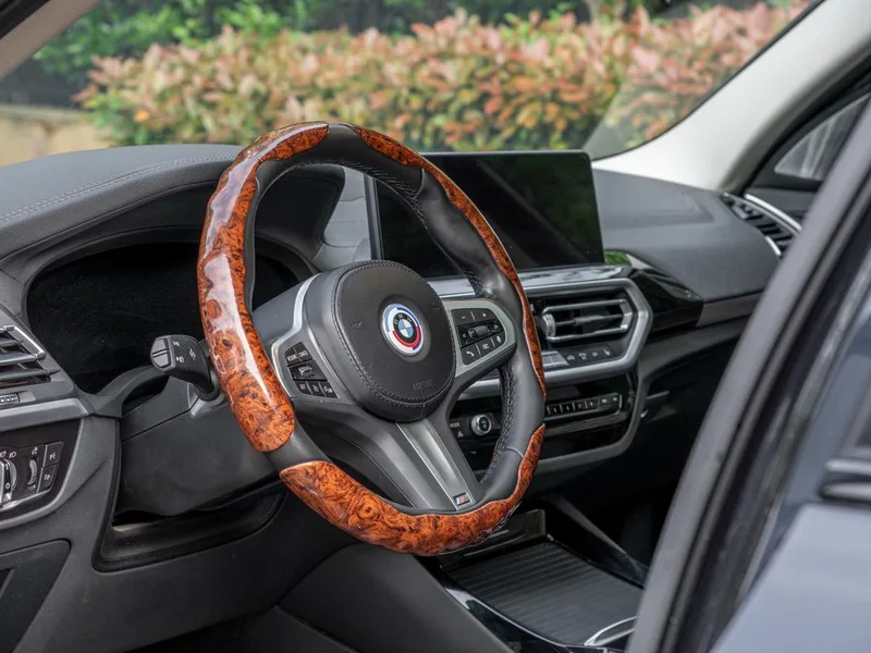 BMW X3 2022 xDrive25i M Спортивный костюм экстерьер фото 8 BMW X3 2022 xDrive25i M Спортивный костюм экстерьер фото 8