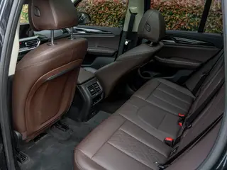 BMW X3 2022 xDrive25i M Спортивный костюм интерьер фото 10 BMW X3 2022 xDrive25i M Спортивный костюм интерьер фото 10