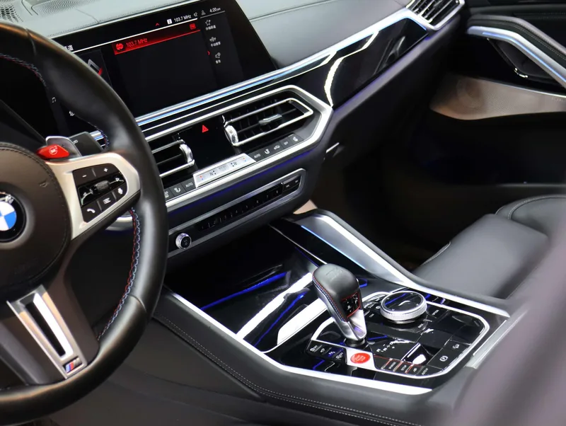 BMW X6 M 2021 X6 M exterior foto 8 BMW X6 M 2021 X6 M exterior foto 8
