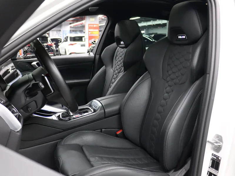 BMW X6 M 2021 X6 M exterior foto 9 BMW X6 M 2021 X6 M exterior foto 9