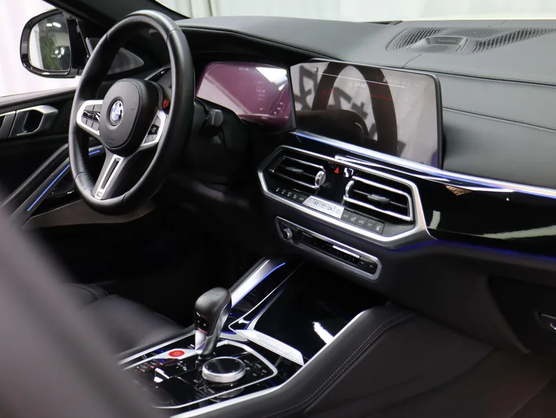 BMW X6 M 2021 X6 M interior foto 18 BMW X6 M 2021 X6 M interior foto 18