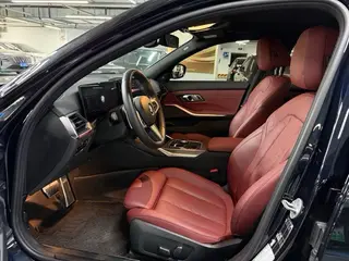 BMW 3 Series 2023 325i M Sports Night Suit interior photo 11 BMW 3 Series 2023 325i M Sports Night Suit interior photo 11