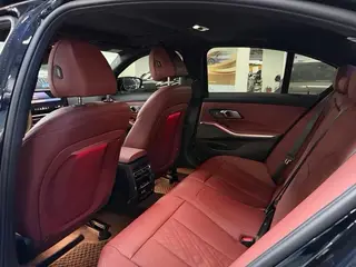 BMW 3 Series 2023 325i M Sports Night Suit interior photo 12 BMW 3 Series 2023 325i M Sports Night Suit interior photo 12