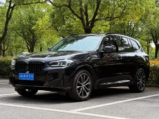 BMW X3 2022 xDrive30i Лидирующий M Ночной костюм