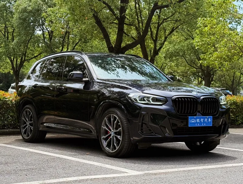 BMW X3 2022 xDrive30i Лидирующий M Ночной костюм экстерьер фото 3