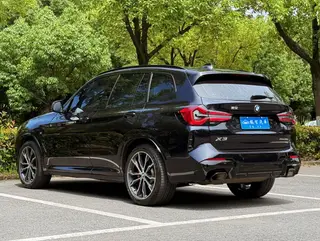 BMW X3 2022 xDrive30i Лидирующий M Ночной костюм экстерьер фото 7