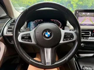 BMW X3 2022 xDrive30i Лидирующий M Ночной костюм интерьер фото 13