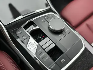 BMW 3 Series 2023 325Li M Ensemble de sport extérieur photo 7 BMW 3 Series 2023 325Li M Ensemble de sport extérieur photo 7