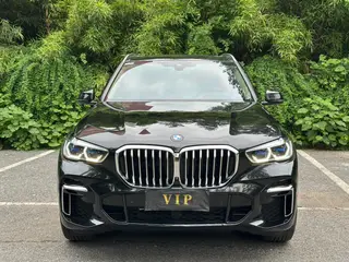BMW X5 2022 xDrive 30Li M Sports suit exterior photo 2 BMW X5 2022 xDrive 30Li M Sports suit exterior photo 2