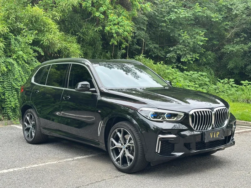 BMW X5 2022 xDrive 30Li M Sports suit exterior photo 3 BMW X5 2022 xDrive 30Li M Sports suit exterior photo 3