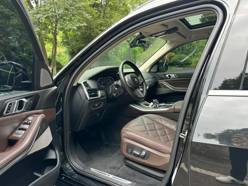 BMW X5 2022 xDrive 30Li M Sports suit exterior photo 8 BMW X5 2022 xDrive 30Li M Sports suit exterior photo 8