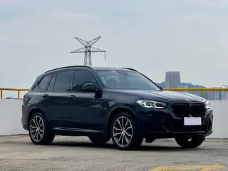 BMW X3 2023 xDrive30i Líder M Traje de noche Yao exterior foto 3 BMW X3 2023 xDrive30i Líder M Traje de noche Yao exterior foto 3