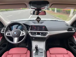 BMW 3 Series 2021 325i M Sports Night Suit interior photo 9 BMW 3 Series 2021 325i M Sports Night Suit interior photo 9